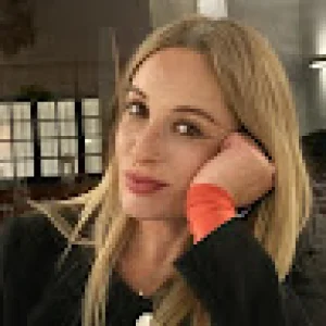 Veronica Aloise